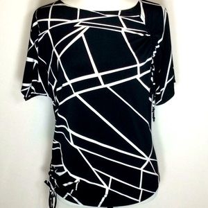 Black & White Geometric Print Top